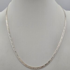 925 Italy VIOR Sterling Silver Dolphin Herringbone Reversible Necklace 16"